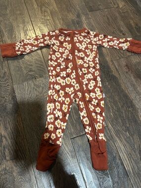 Little Sleepies Floral Zip-Up Footed One-Piece in Rust Size 0-3 months